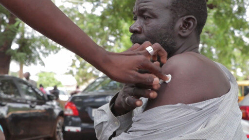 غانا: إقبال واسع على اللقاحات