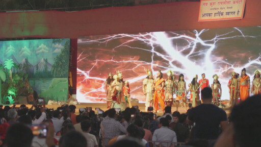 In Indien beginnt die Festivalsaison und die Menschen hoffen, dass sie trotz Corona feiern können.