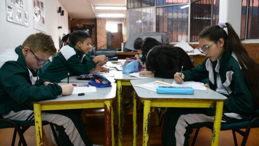In Kolumbien zeigte sich, dass digitales Lernen nicht nur Vorteile gebracht hat.