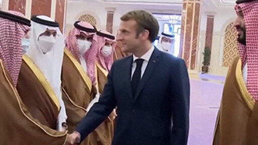 اتفقت فرنسا والسعودية على بذل المزيد من الجهود لمساعدة اللبنانيين والعمل على حل خلاف دبلوماسي بين بيروت وبعض دول الخليج.