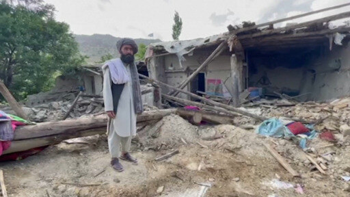 منظمات الإغاثة تكافح لإيصال المساعدات إلى المناطق التي ضربها الزلزال في أفغانستان