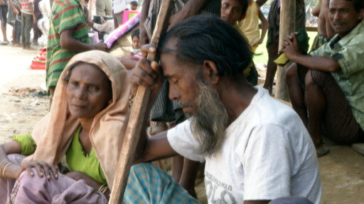 تزور مفوضة الأمم المتحدة لحقوق الإنسان بنغلاديش لتقييم محنة ما يقرب من مليون من الروهينغا. 