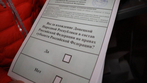 السلطات الموالية لروسيا في دونيتسك الأوكرانية تجري تصويتا على الانضمام لروسيا.