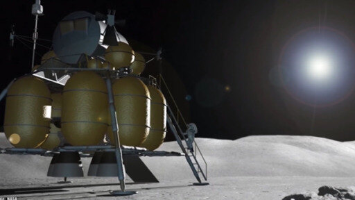 سباق فضائي جديد إلى القمر الذي ينظر إليه العلماء على أنه بوابة إلى المريخ وما وراءه