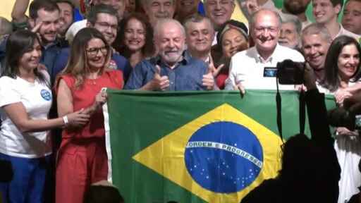 فاز لويس إيناسيو لولا دا سيلفا في الجولة الثانية من الانتخابات الرئاسية في البرازيل ضد الرئيس الحالي جائير بولسونارو.