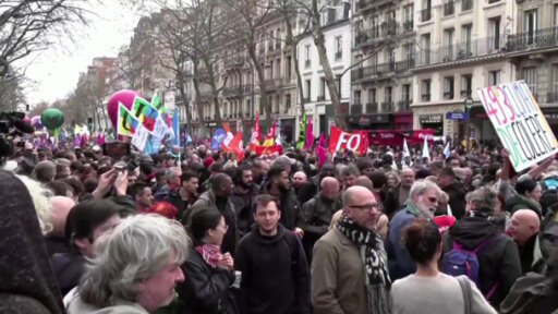 استمرار الاحتجاجات في فرنسا ضد نظام التقاعد الجديد