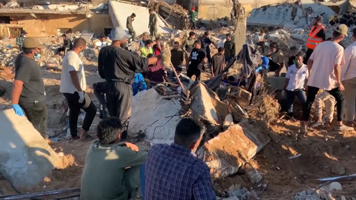 أعلنت اللجنة العليا للطوارئ في شرق ليبيا ارتفاعَ عدد ِ ضحايا العاصفة دانيال إلى 3753 شخصا في مدينة درنة.