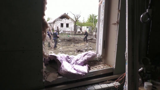 قالت كييف إن قصفا روسيا استهدف المدنيين في مدينتين بمنطقة خاركيف، في حين أعلن زيلينسكي عن التصدي بنجاح لهجوم روسي جديد.