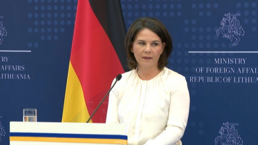 Außenministerin Annalena Baerbock hat mehr Bundeswehrpräsenz im Baltikum in Aussicht gestellt.