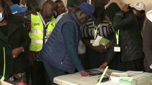 Als aussichtsreichste Kandidaten gelten Raila Odinga und der derzeitige Vizepräsident William Ruto.
