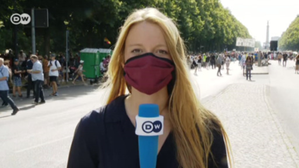 DW correspondent Leonie von Hammerstein reporting from coronavirus