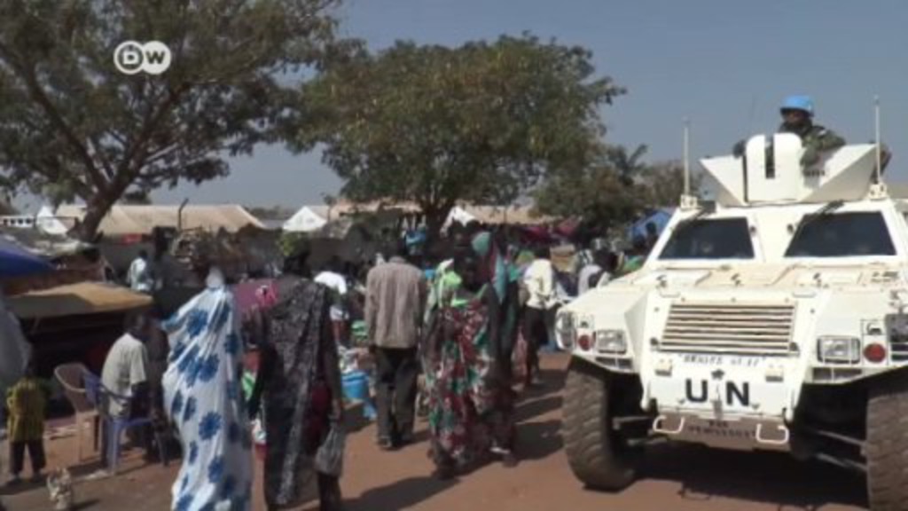 Refugees flock to S.Sudan camps | DW News - latest news and breaking ...