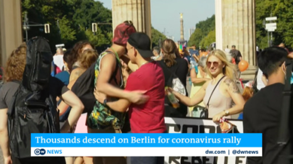 DW correspondent Leonie von Hammerstein reports from a rally in Berlin