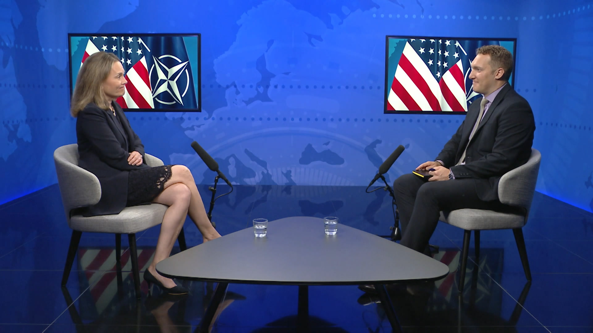 US NATO ambassador allays considerations over Ukraine help – DW – 10/06/2023