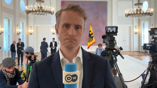 Germany's Friedrich Merz falls short in chancellor vote – DW – 05/06/2025