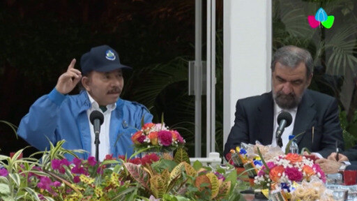 Ortega se acerca a Irán y agasaja a un imputado por el atentado contra la AMIA, ante las protestas internacionales. 