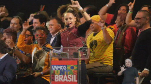 Lula se lanza oficialmente como candidato a presidente de la coalición Vamos juntos por Brasil.