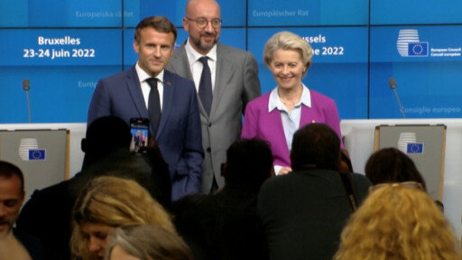 Líderes de la UE discuten cómo reducir la dependencia del gas y el petróleo rusos.