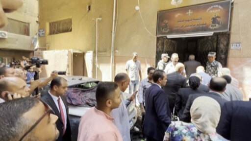 Mueren al menos 40 personas por un incendio en una iglesia copta en Egipto
