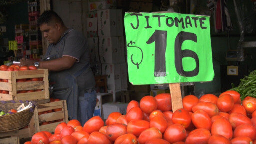 La mayoría de los productos básicos siguieron aumentando pese al plan para contener la tendencia inflacionaria en México