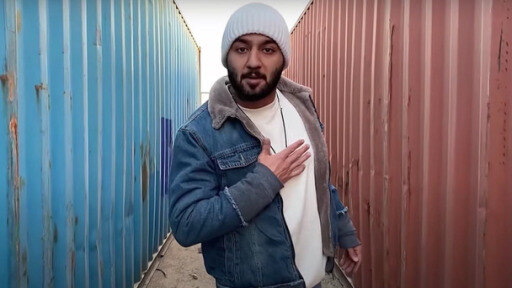 El rapero iraní Toomaj Salehi lleva semanas sometido a graves torturas en una prisión de Irán.