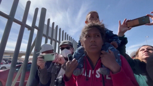 Familiares de los migrantes muertos en el incendio del centro de retención de Ciudad Juárez piden explicaciones a México