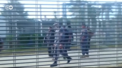 Watch video 01:00 Video Asylum seekers forced out of Manus camp