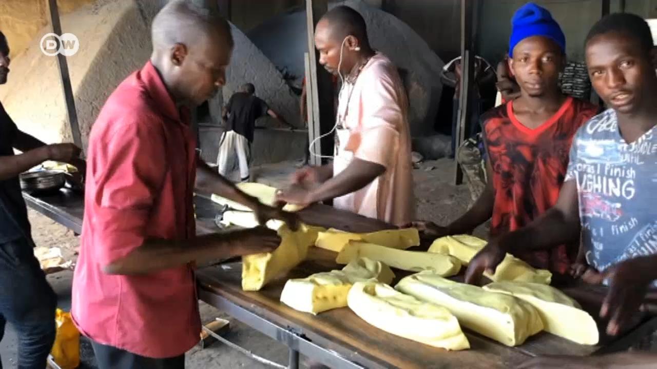 In Niger, industrial bakeries are taking over. Smaller bakeries now have to be strategic.