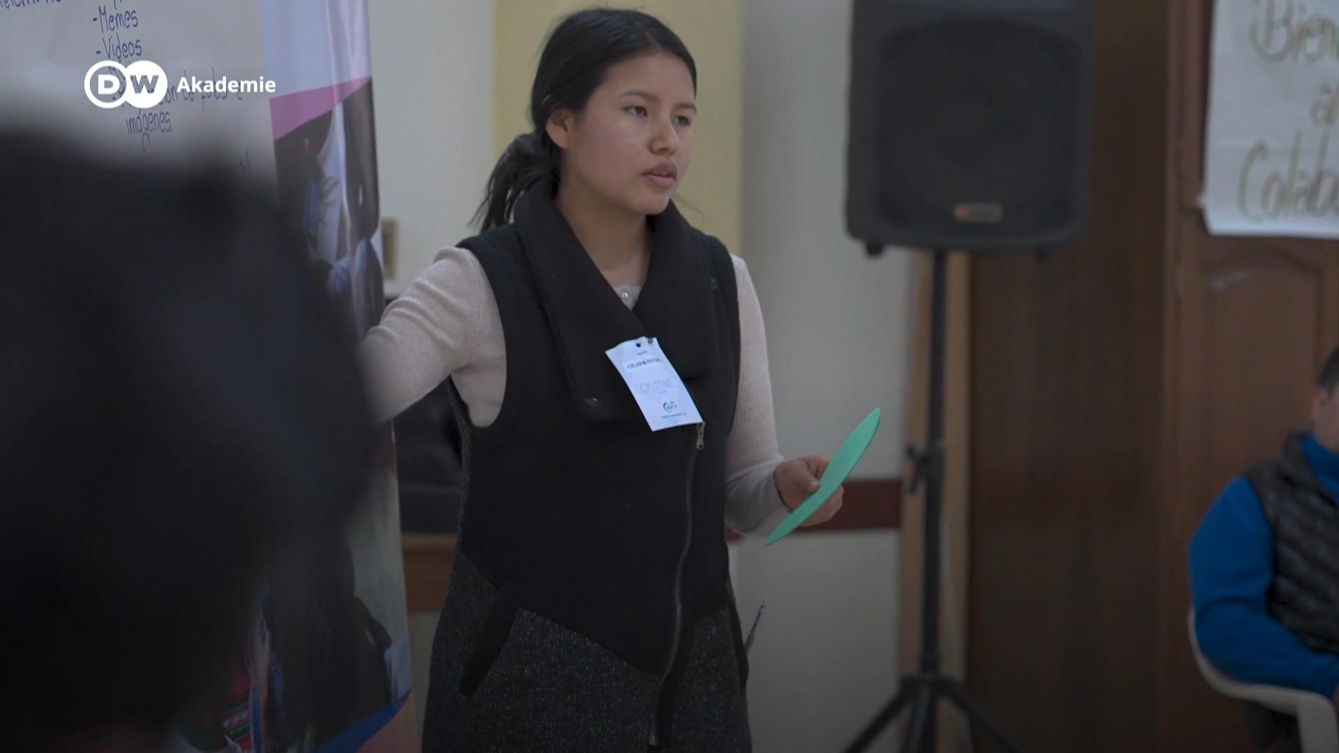 Bolivia: Teachers train to improve students' media skills 