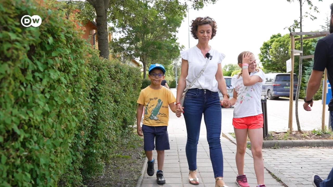 In Hungary, prejudice prevents adoption of Roma children