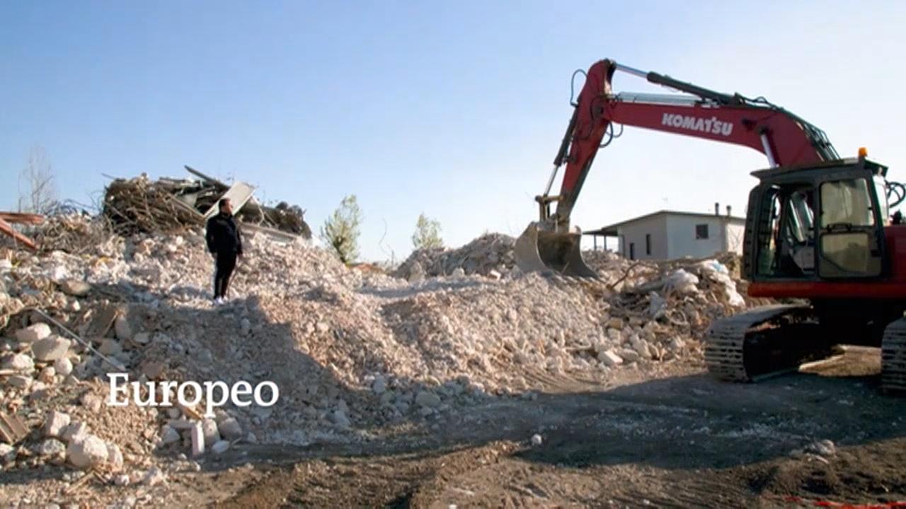 Europeo: Ndërtimet ilegale në Itali para prishjes