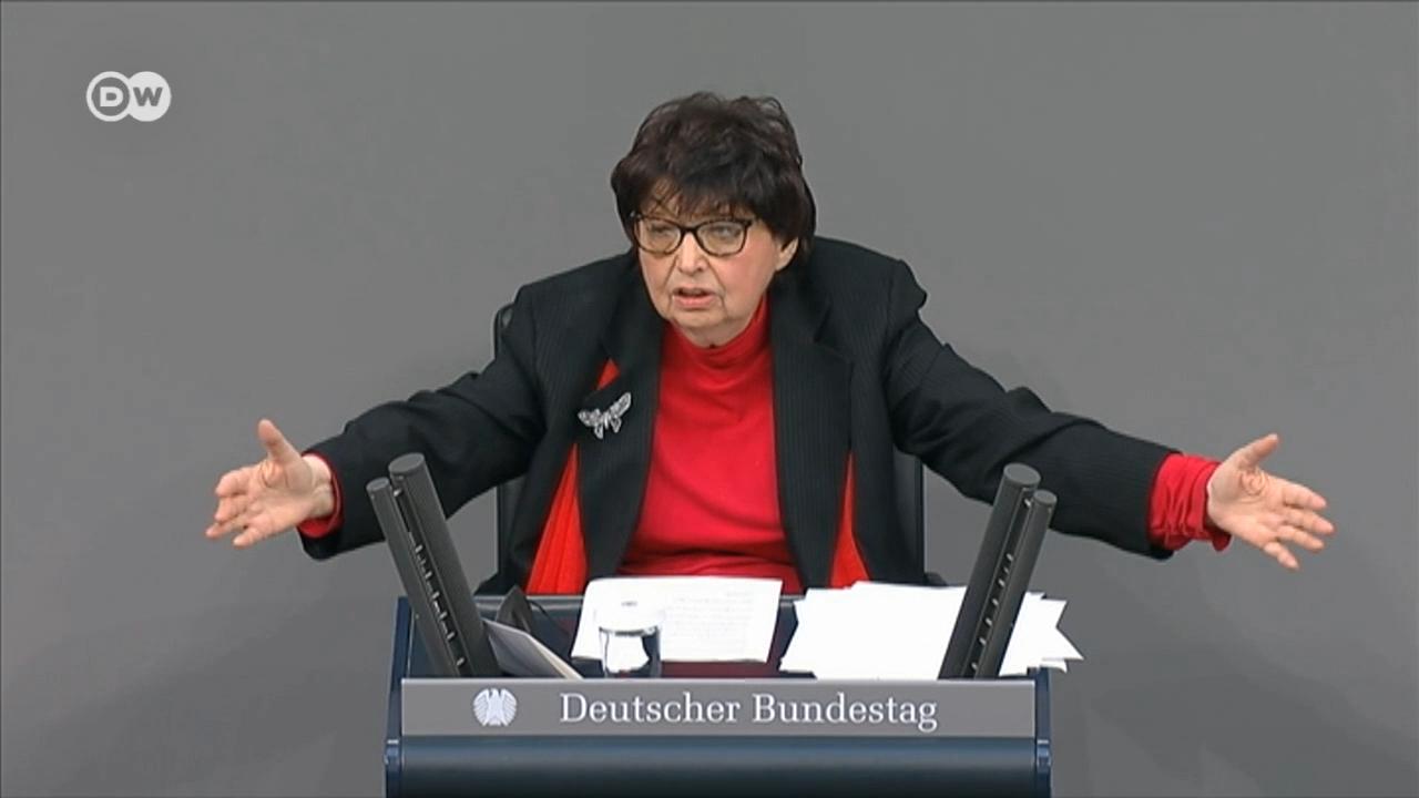 Die Gedenkstunde im Bundestag findet seit 1996 am oder um den Jahrestag der Befreiung des KZ Auschwitz statt.