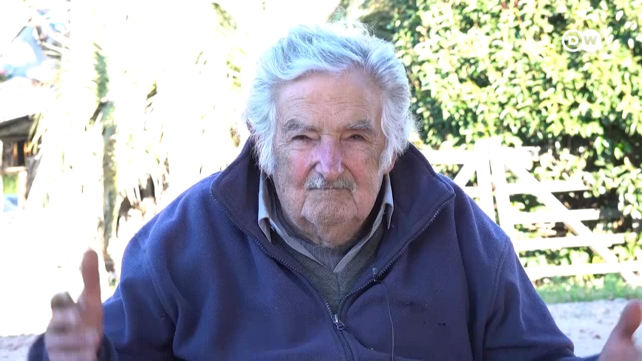 La latinoamericana es una burguesía rentista que ya no emprende, dice Pepe Mujica en una nueva videocolumna para DW.