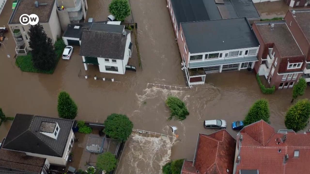 जर्मनी में अचानक आई बाढ़ के बाद सैकड़ों लोग लापता