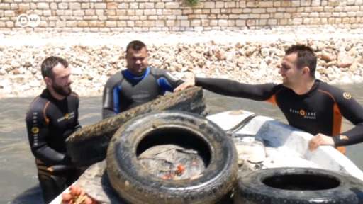 Albanski volonteri čiste dno Jonskog mora 