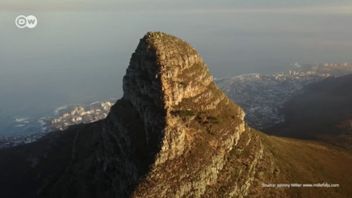 Muitos conhecem a Montanha da Mesa, que domina a Cidade do Cabo, na África do Sul. Mas já viu a vizinha Cabeça do Leão?