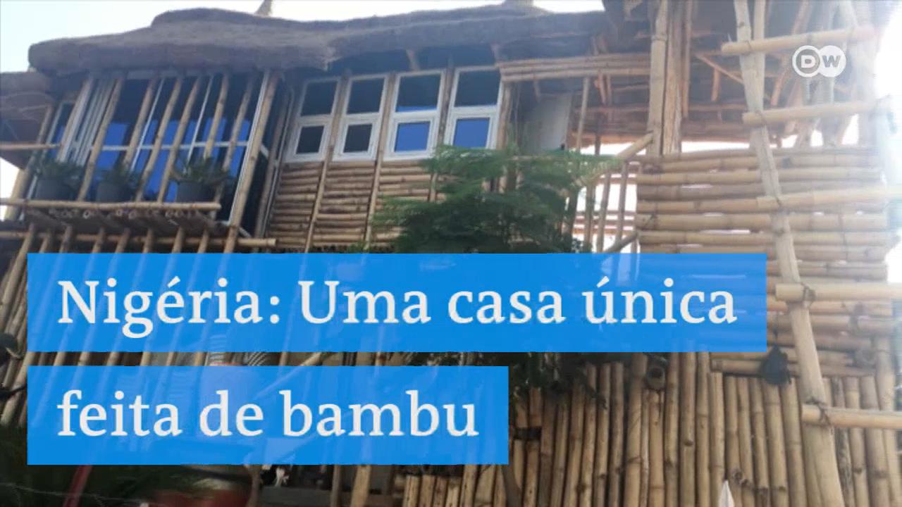 Pessoas de todo o país viajam até Kaduna para admirar uma casa feita inteiramente de bambu.