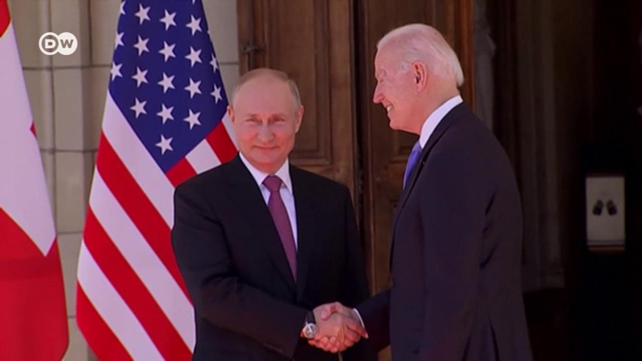 Единственным реальным шагом двух лидеров навстречу друг другу стало возвращение послов России и США на места службы.