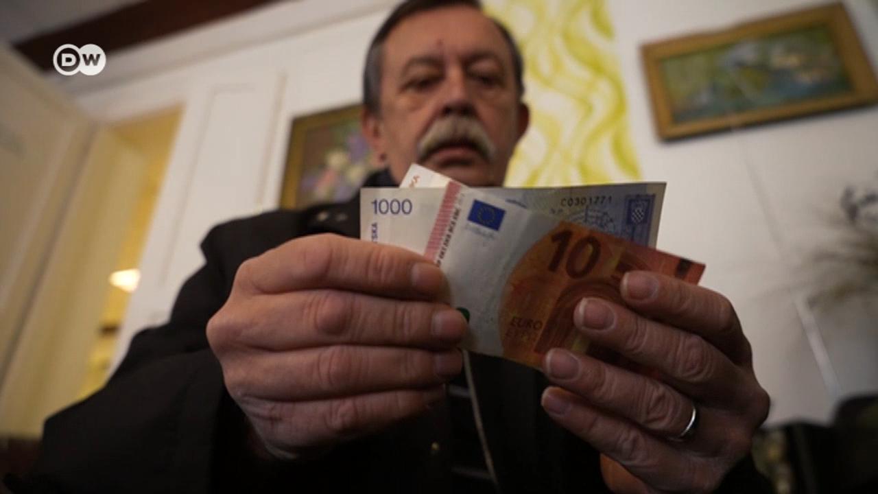 Hrvatska planira da 1. januara 2023. pređe na evro. Građani se tome raduju, ali se neki i plaše poskupljenja.