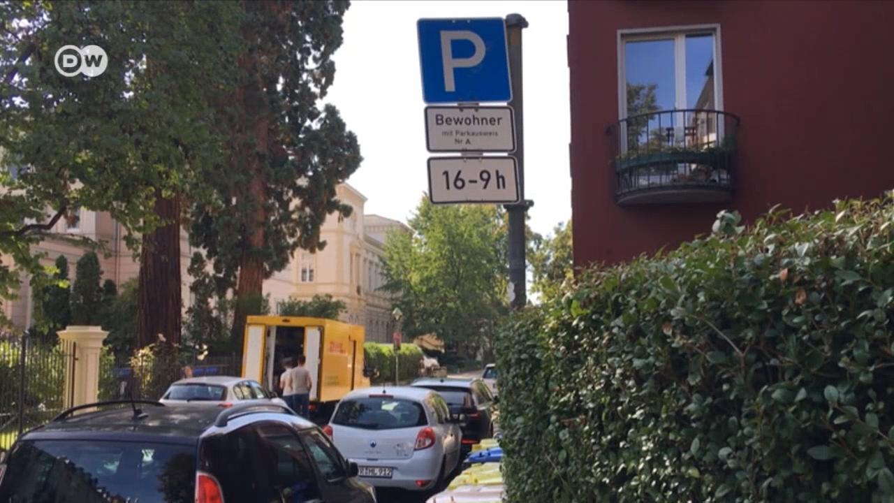 Кияни обурені платою за парковку автомобілів у спальних районах. У нагоді міг би стати досвід Німеччини. 