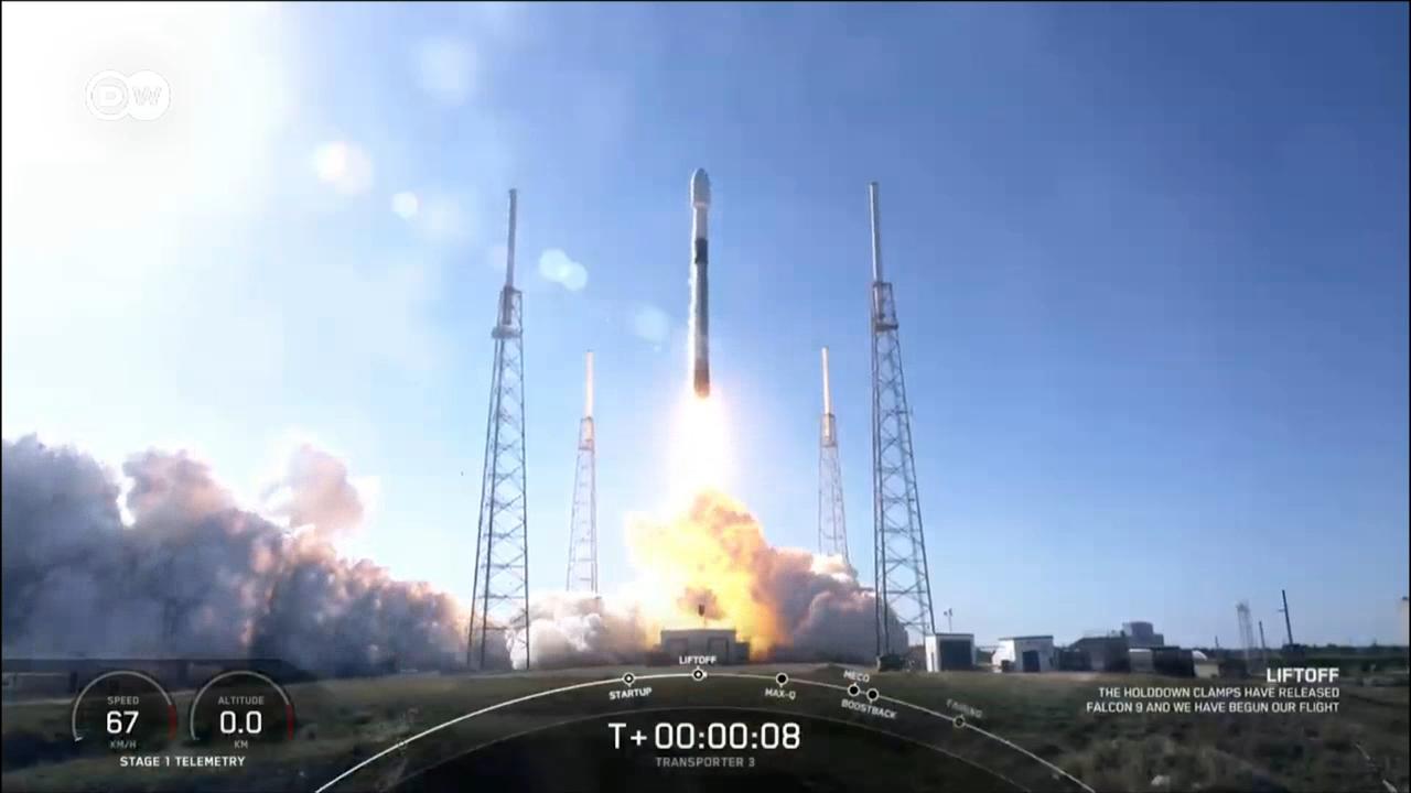 Ракета-носій Falcon компанії Ілона Маска SpaceX вивів на орбіту український супутник Січ-2-30. Ось як це відбулося… 