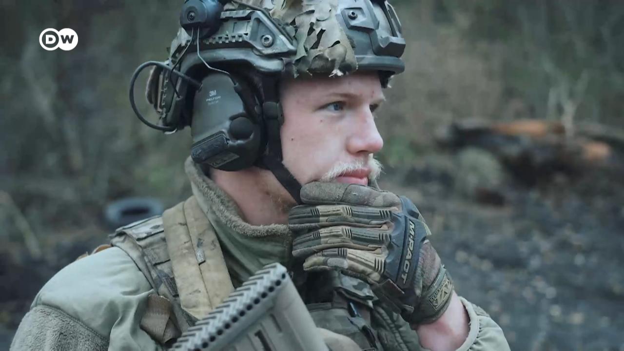 Історія "азовця", який після полону РФ знову пішов на фронт – DW – 22.12.2025