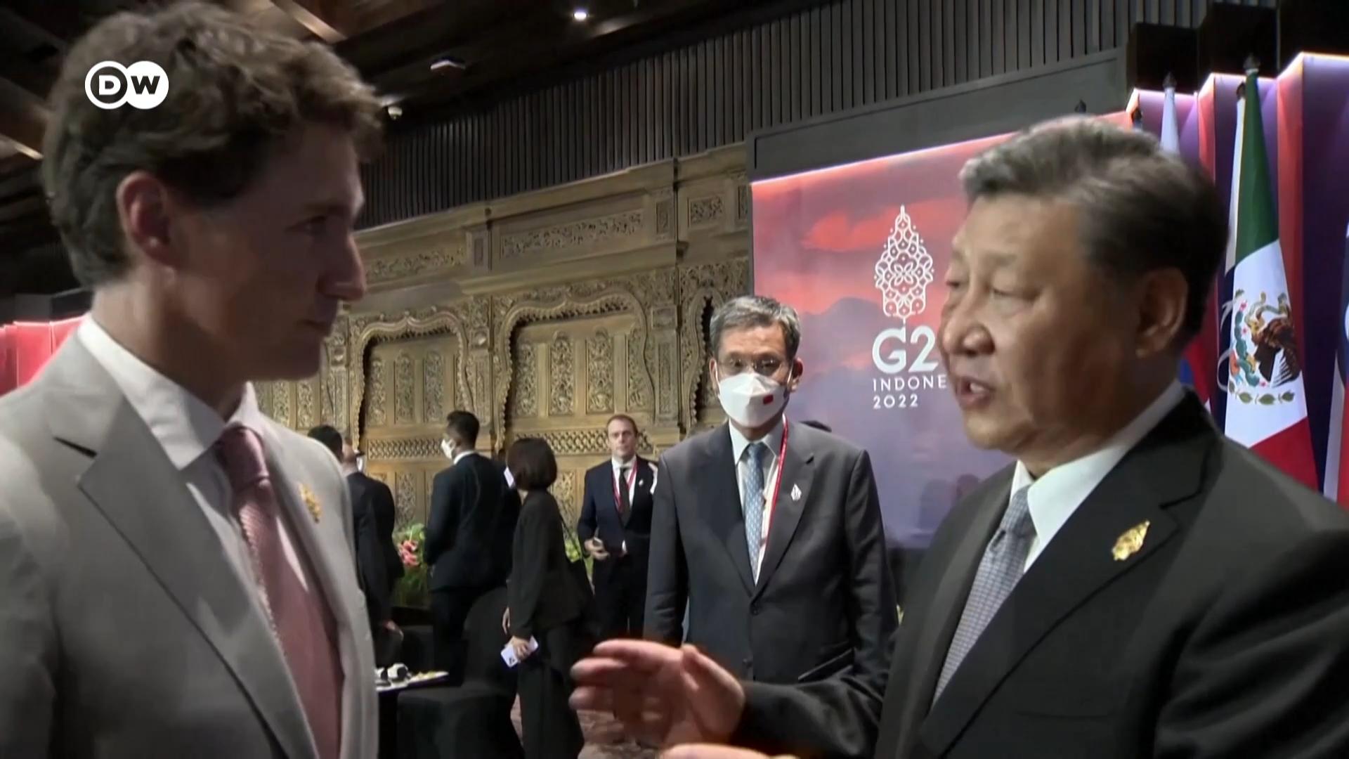 中国国家主席习近平和加拿大总理特鲁多在出席G20峰会一场活动间隙进行了对话。媒体捕捉到了谈话的一部分。习近平不满地抱怨特鲁多将他们谈话的内容透露给了媒体。特鲁多是如何回应的呢？