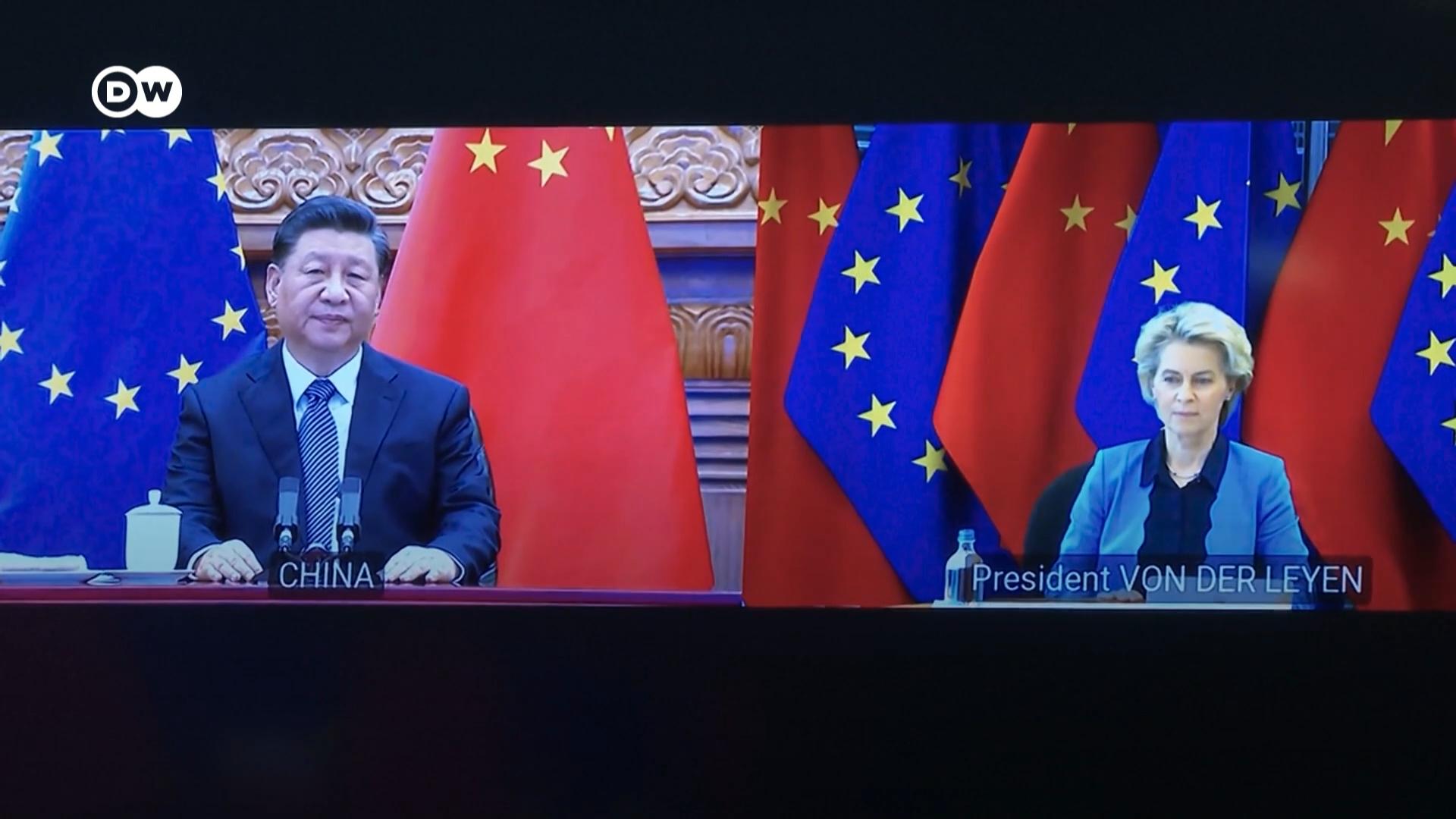 欧盟和中国本周四举行疫情以来的首次面对面峰会。欧盟领导人冯德莱恩和米歇尔前往北京与中国领导人习近平举行会谈。近年来，随着地缘政治紧张加剧，欧中关系变得越来越不平坦。