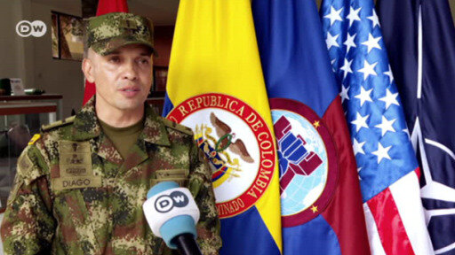 Im Auftrag der NATO sollen elf kolumbianische Minenräumungsspezialisten ukrainische Soldaten ausbilden.